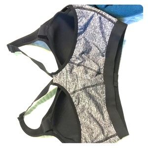 Victoria Secret Sports Bra